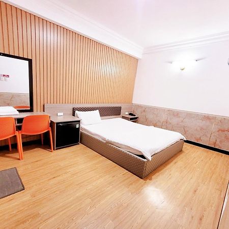Hoang Nam Hotel Ho Chi Minh City Bagian luar foto